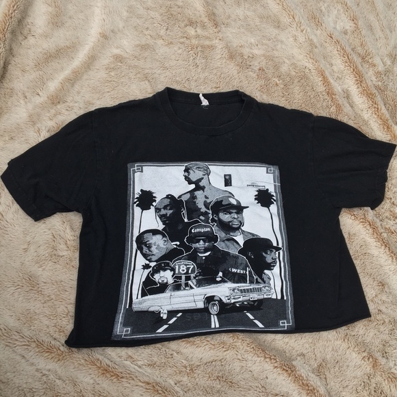 Tops - west coast rappers crop top ☾